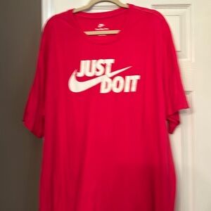 Nike Shirt Unisex, beautiful hot pink color!